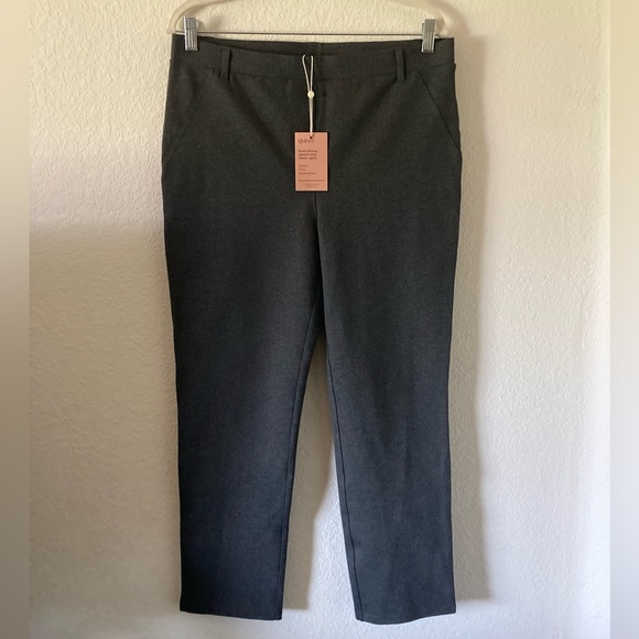 Quince Ultra-Stretch Ponte Straight Leg Pant - Picture 5 of 12
